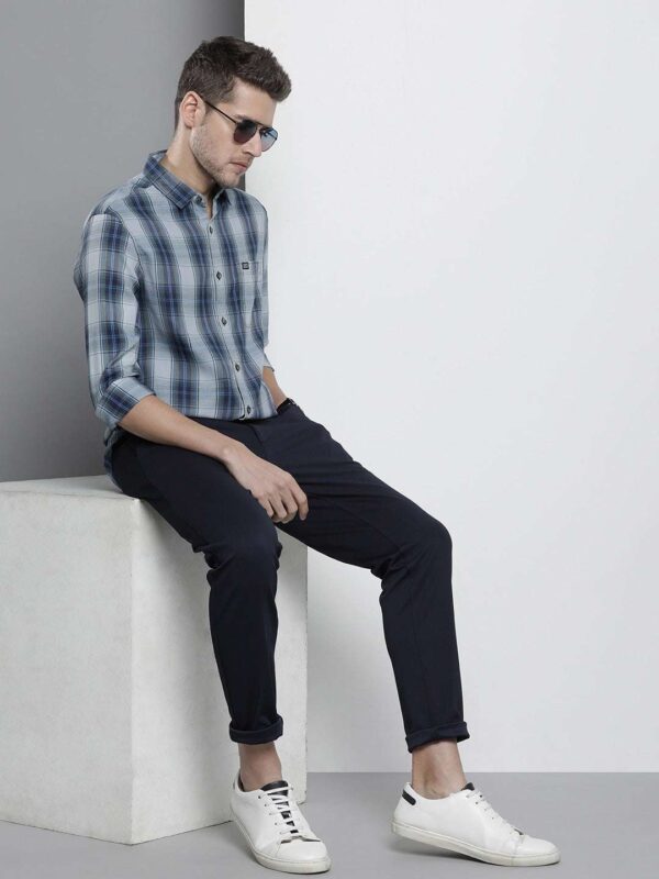Men's Blue Checked Slim Fit Casual Shirt - Image 2
