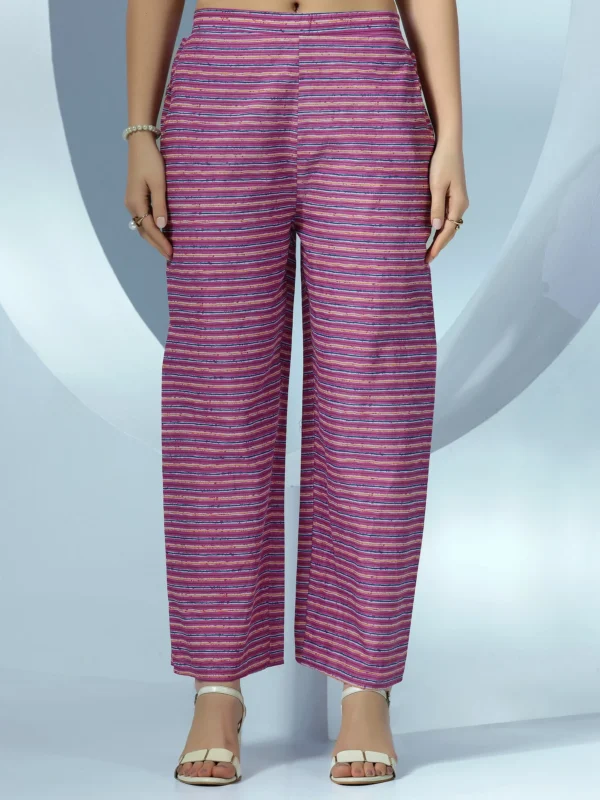 Women Pink Printed Cotton Straight Suit With Dupatta - Image 3