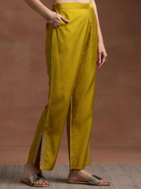 Women Mustard Embroidered Silk Blend Straight Suit With Dupatta - Image 3