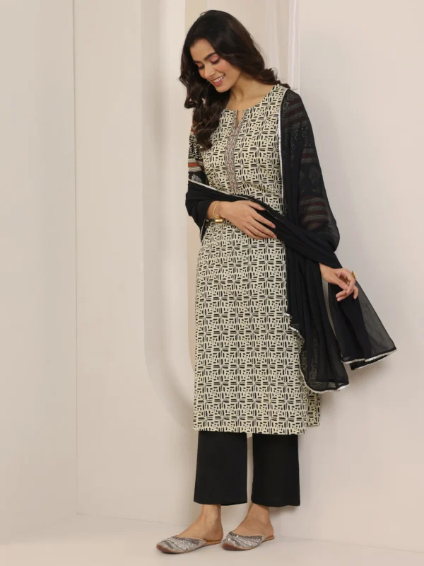Women Beige Printed Cotton Straight Suit Set With Dupatta - Image 8
