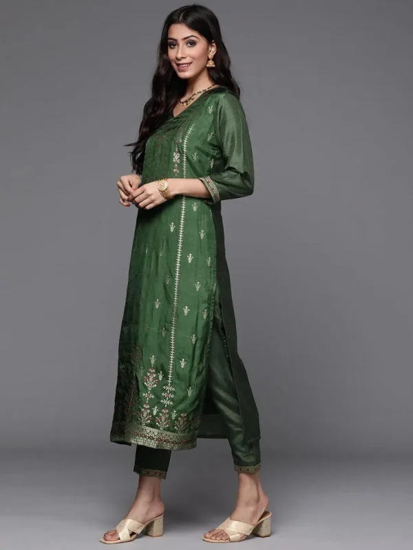 Women Green Self Design Silk Straight Kurta With Dupatta - Image 4