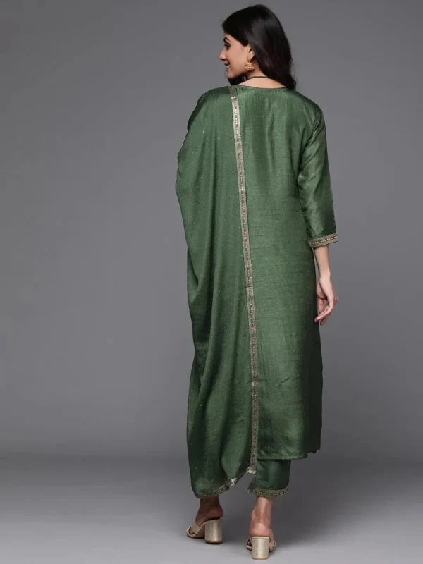 Women Green Self Design Silk Straight Kurta With Dupatta - Image 2